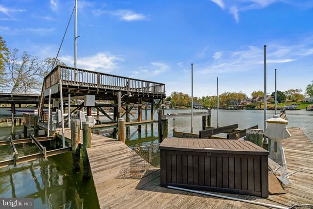25 LEELAND RD, Edgewater, MD 21037