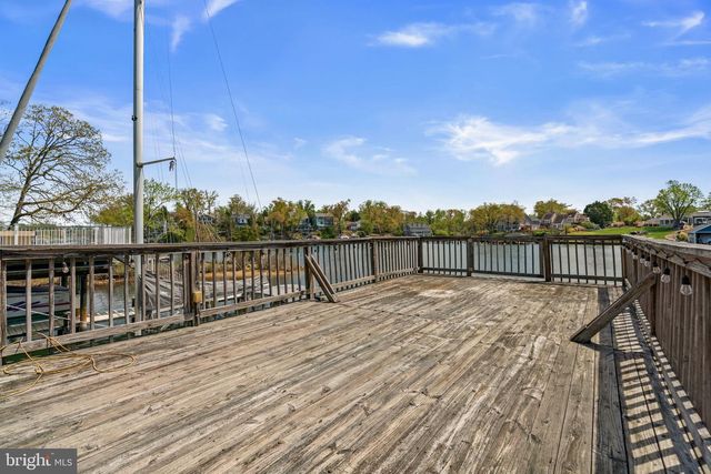 25 LEELAND RD, Edgewater, MD 21037