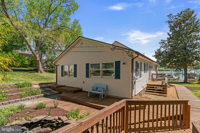 25 LEELAND RD, Edgewater, MD 21037