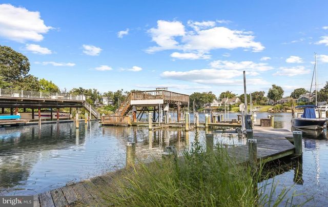 25 LEELAND RD, Edgewater, MD 21037