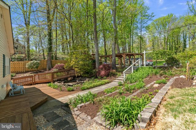 25 LEELAND RD, Edgewater, MD 21037