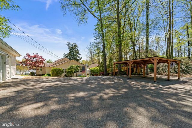 25 LEELAND RD, Edgewater, MD 21037
