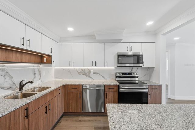 4505 COTTONWOOD DRIVE, New Port Richey, FL 34652