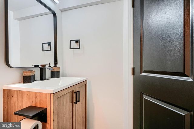 6415 LIBERTY RD, Baltimore, MD 21207