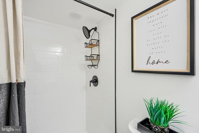 6415 LIBERTY RD, Baltimore, MD 21207