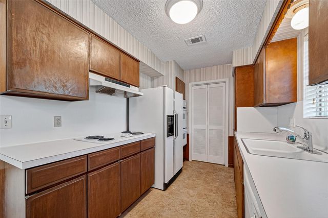 8218 Hazen Street, Houston, TX 77036