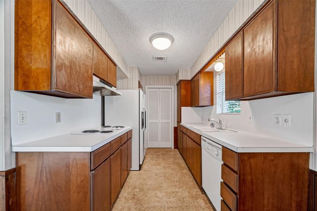 8218 Hazen Street, Houston, TX 77036