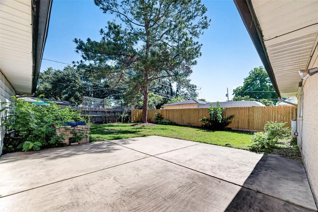 8218 Hazen Street, Houston, TX 77036
