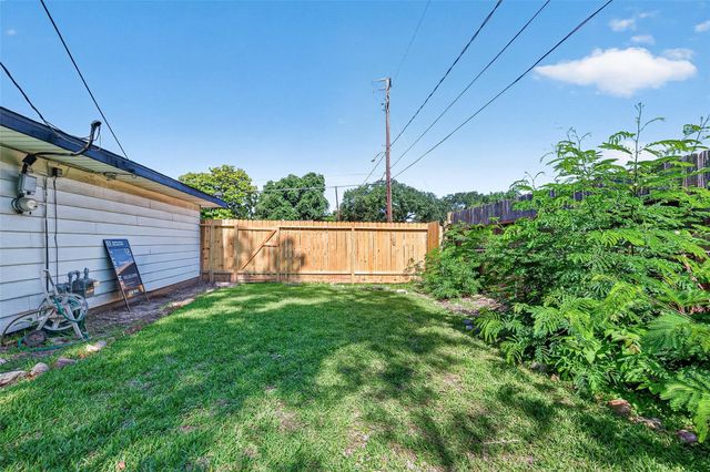 8218 Hazen Street, Houston, TX 77036