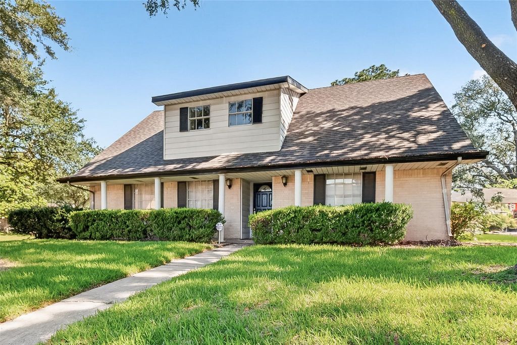 8218 Hazen Street, Houston, TX 77036