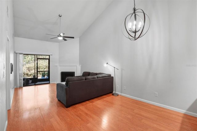 3946 NW 27TH LANE, Gainesville, FL 32606