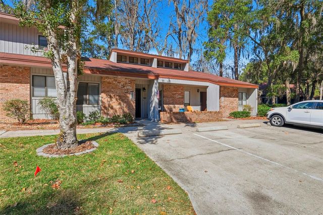 3946 NW 27TH LANE, Gainesville, FL 32606