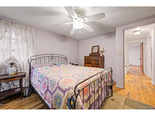515 Lewis St, Castle Rock, CO 80104