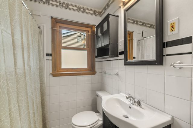 3114 48th Place, Des Moines, IA 50310