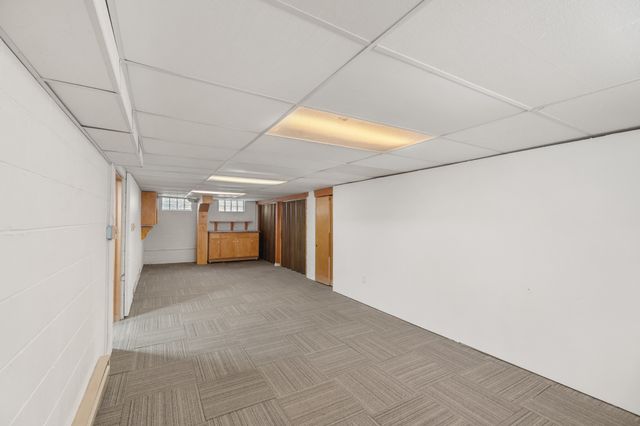 3114 48th Place, Des Moines, IA 50310