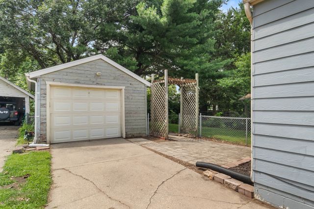 3114 48th Place, Des Moines, IA 50310