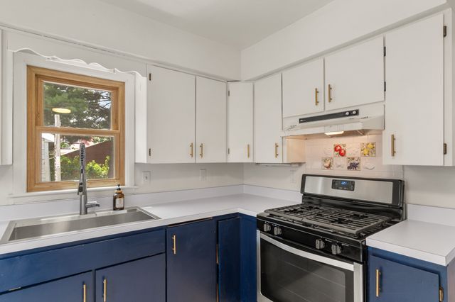 3114 48th Place, Des Moines, IA 50310