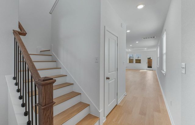 188 Golden Bell WAY, Buda, TX 78610