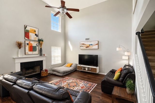 5037 Saint Ives Dr, Murfreesboro, TN 37128