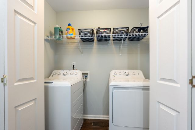 5037 Saint Ives Dr, Murfreesboro, TN 37128