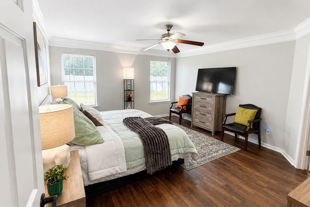 5037 Saint Ives Dr, Murfreesboro, TN 37128