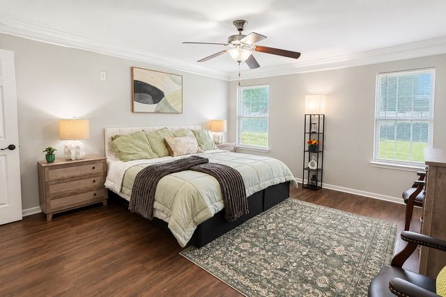 5037 Saint Ives Dr, Murfreesboro, TN 37128