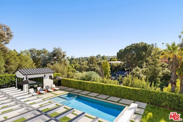 16866 Mooncrest Drive, Encino (los Angeles), CA 91436