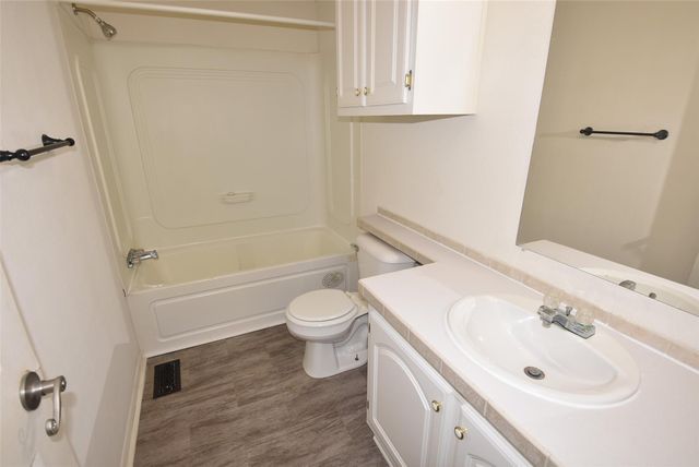 10007 Elderberry Park Lane, Tomball, TX 77375