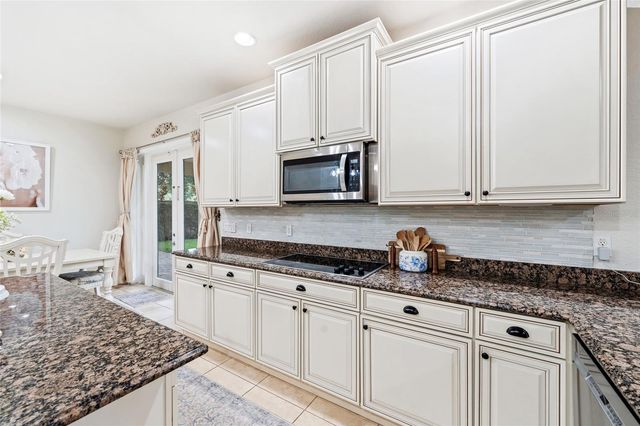 2811 MARIA ISABEL AVE, Ocoee, FL 34761