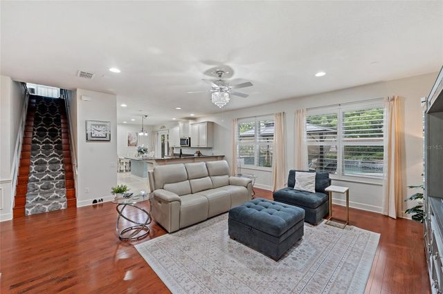 2811 MARIA ISABEL AVE, Ocoee, FL 34761