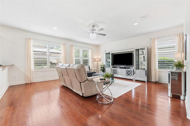 2811 MARIA ISABEL AVE, Ocoee, FL 34761
