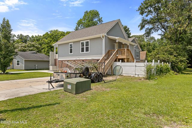218 Spring Drive, Jacksonville, NC 28540