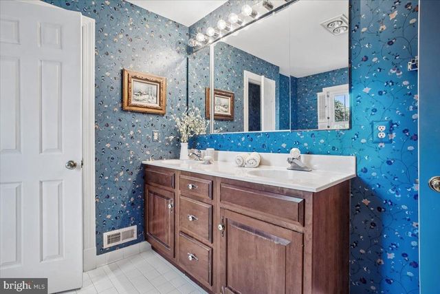 10229 SUNDANCE CT, Potomac, MD 20854