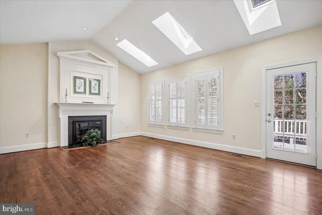 10229 SUNDANCE CT, Potomac, MD 20854