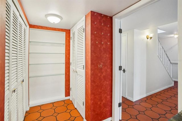 7501 CUMBERLAND ROAD 20, Seminole, FL 33777