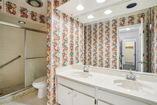 7501 CUMBERLAND ROAD 20, Seminole, FL 33777