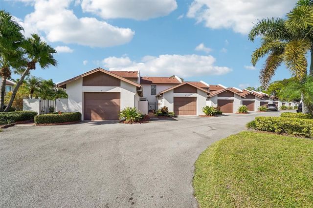 7501 CUMBERLAND ROAD 20, Seminole, FL 33777