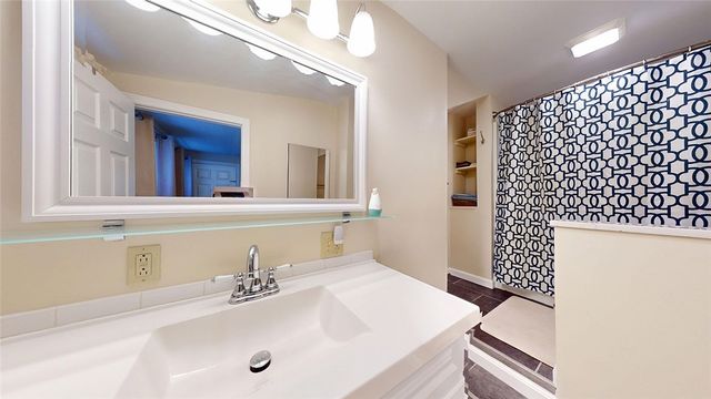 110 Saint Leon Avenue, Woonsocket, RI 02895