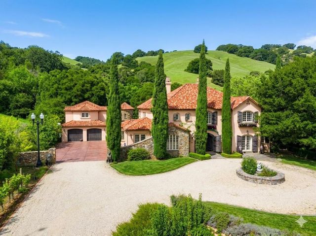 5371 Stonehurst Drive, Martinez, CA 94553