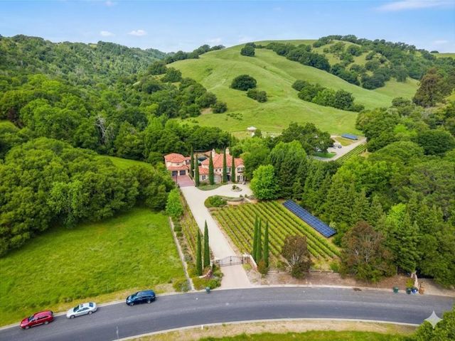 5371 Stonehurst Drive, Martinez, CA 94553