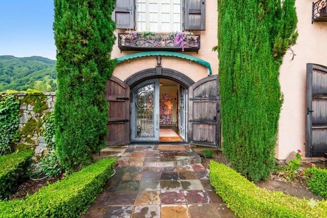 5371 Stonehurst Drive, Martinez, CA 94553