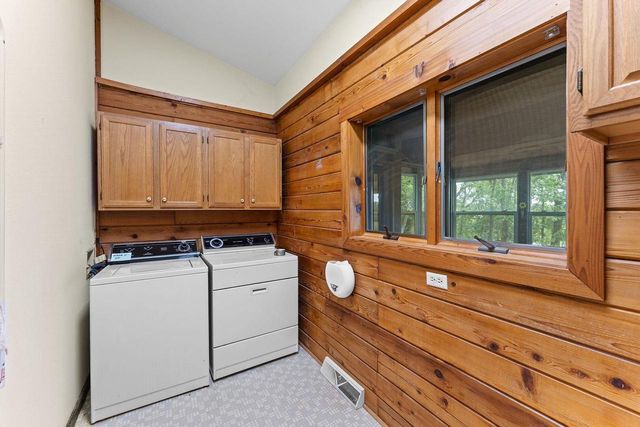 S3109 Buckhorn Road, Reedsburg, WI 53959