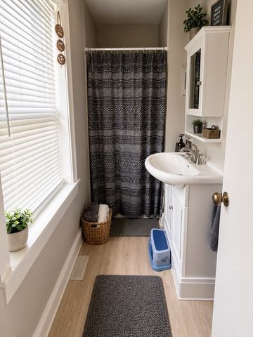 45 Maple St., Warren, MA 01083