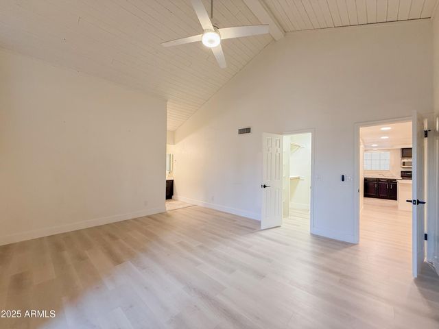 7800 E LINCOLN Drive 2002, Scottsdale, AZ 85250