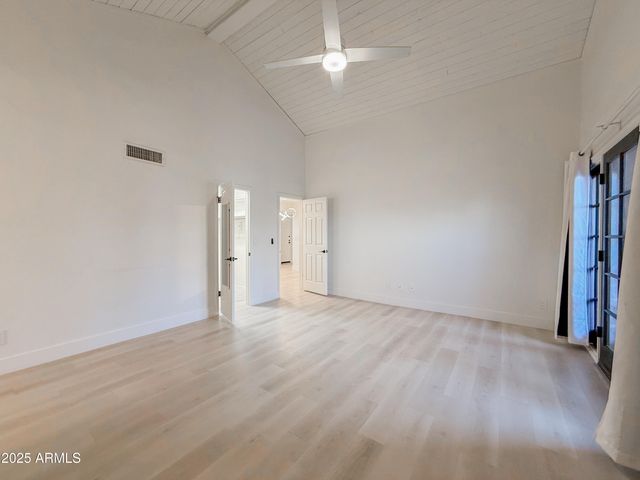 7800 E LINCOLN Drive 2002, Scottsdale, AZ 85250