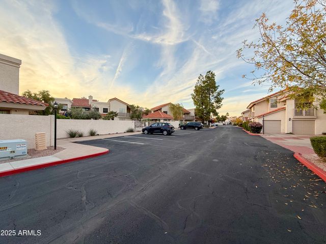 7800 E LINCOLN Drive 2002, Scottsdale, AZ 85250