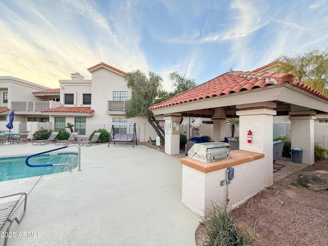 7800 E LINCOLN Drive 2002, Scottsdale, AZ 85250