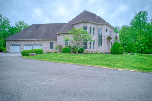 3115 W Striegel Road, Carbondale, IL 62901