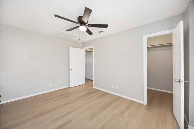 9728 Debbie Lane, Houston, TX 77038