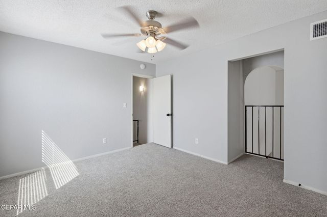 932 DESTELLO Road, El Paso, TX 79907